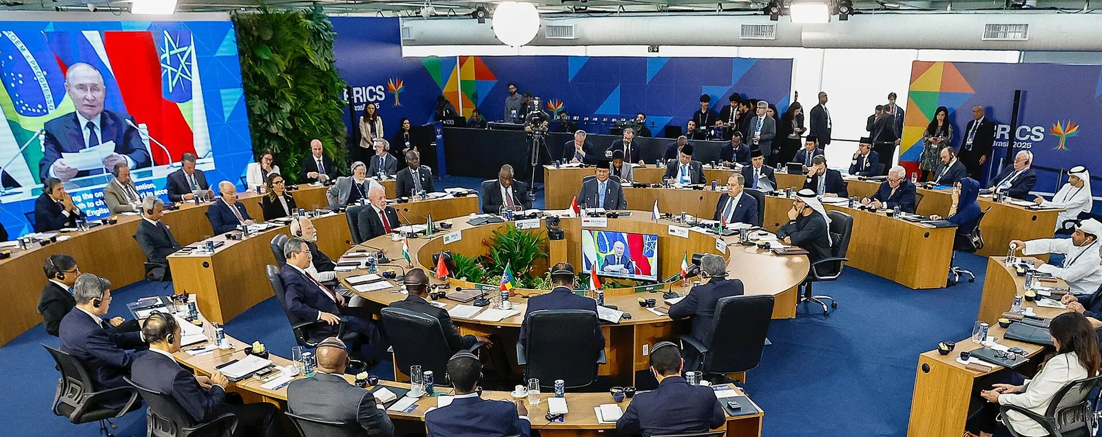Lula at the plenary session on multilateralism, economic and financial affairs, and artificial intelligence, at the Rio de Janeiro Museum of Modern Art, on July 6, 2025.