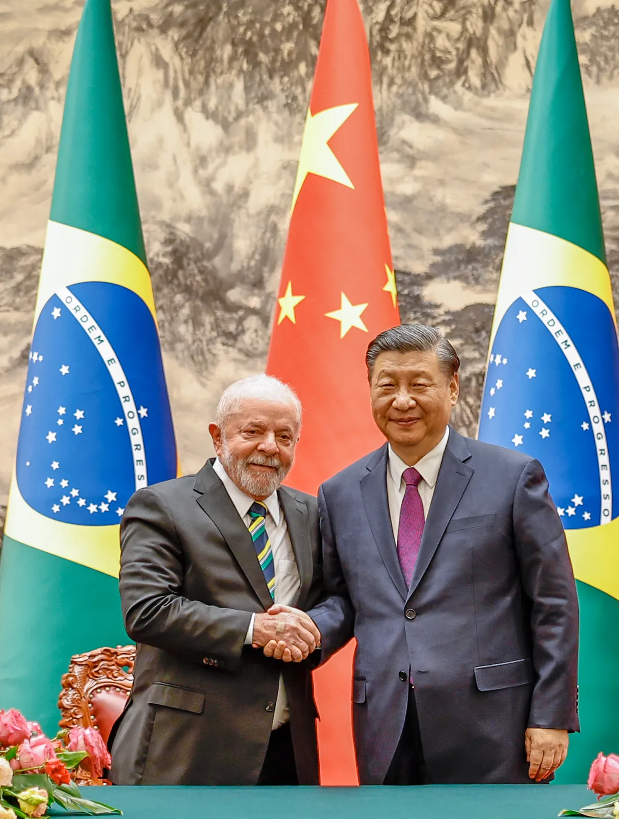 Lula and Xi Jinping at the signing ceremony of agreements at the Great Hall of the People, in Beijing, on April 14, 2023.