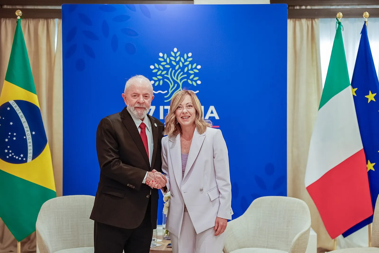 Lula in a meeting with Giorgia Meloni, in Puglia, Italy, on June 15, 2024.