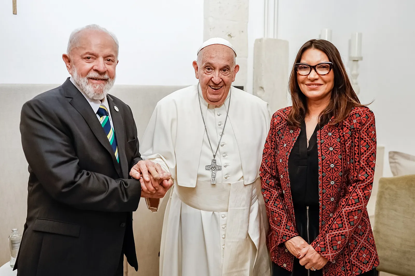 Lula in a meeting with Pope Francis, in Puglia, Italy, on June 14, 2024.