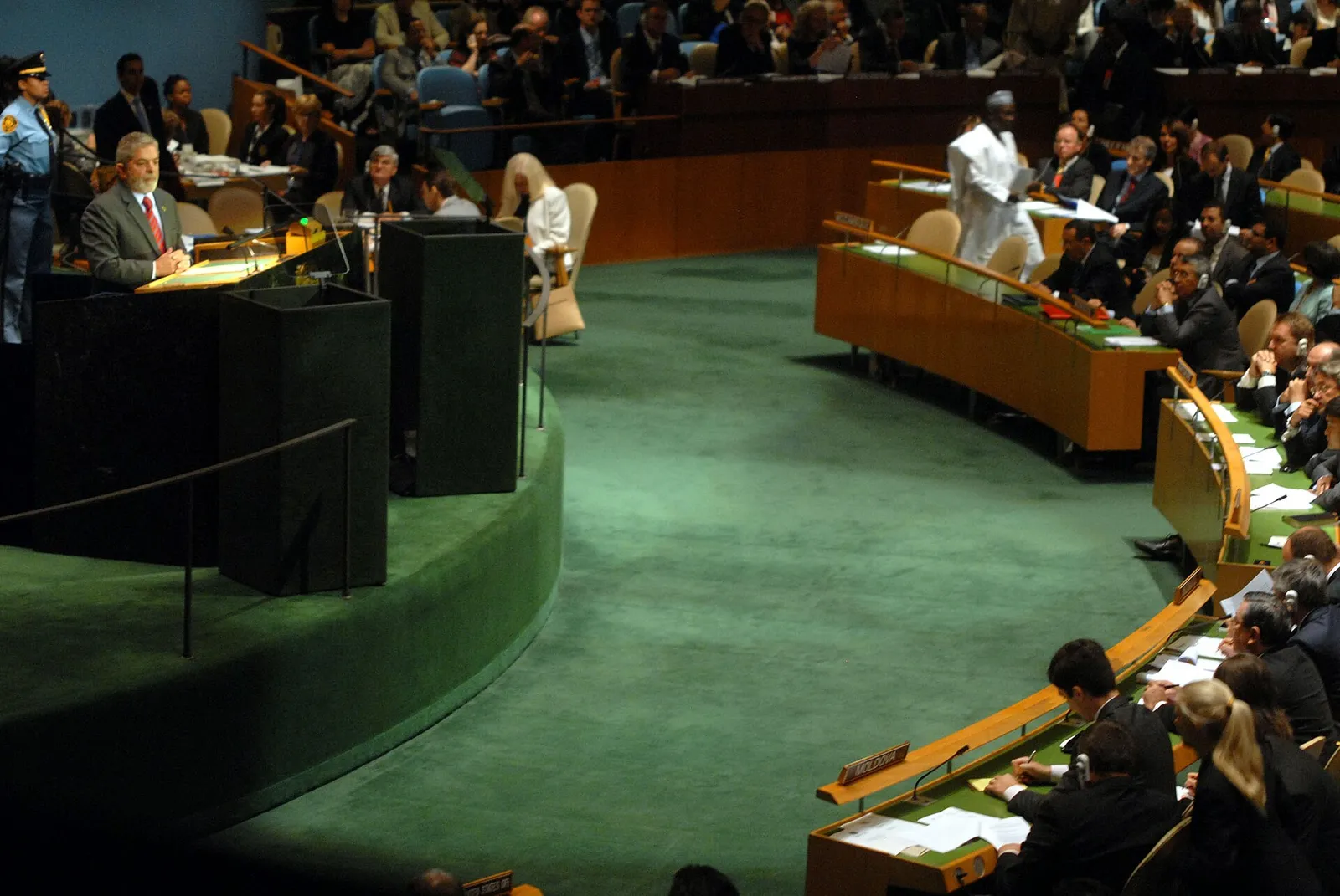 Opening of the 62nd United Nations General Assembly, in New York, on September 25, 2007, at which, by tradition, a Brazilian gives the opening speech (file titled "Lula 62nd Assembly General").