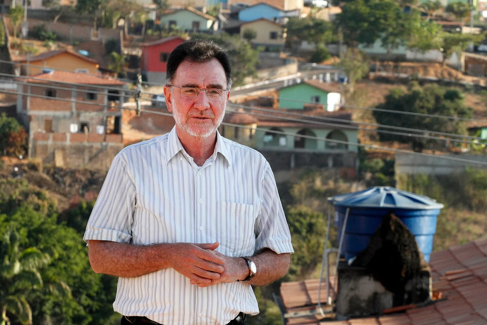 Patrus Ananias, former Minister of Social Development and Fight against Hunger, in Novo Cruzeiro (MG), on September 5, 2010, in a report on beneficiaries of the Bolsa Família Program (image of the program that was recognized; it does not show the World Bank recognition).